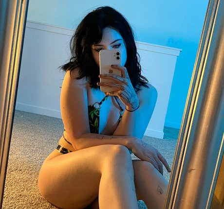 freebunnii pornstar top photos