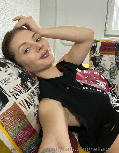 lelyamult pretty pornstar photos