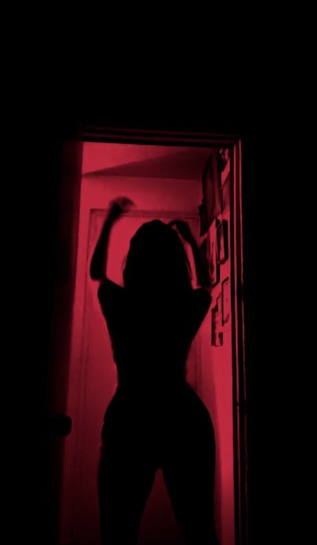 sar eliii pornstar art pic