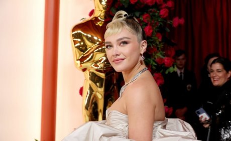 Florence Pugh perfect star archive