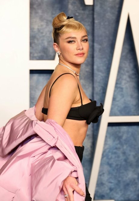 Florence Pugh model sex archive