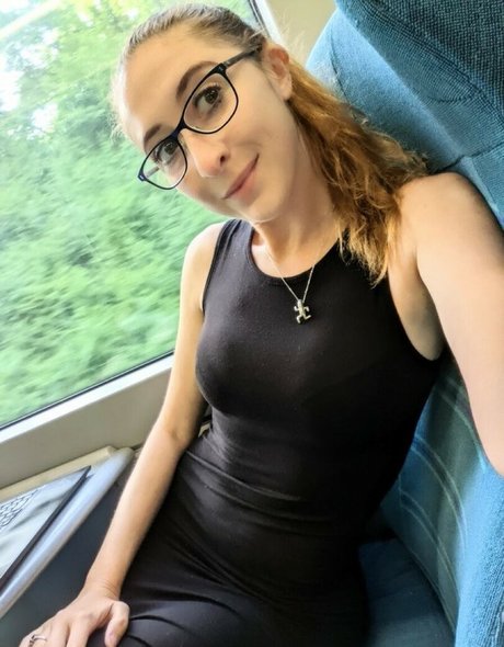 Ellie Hayden nice model pic