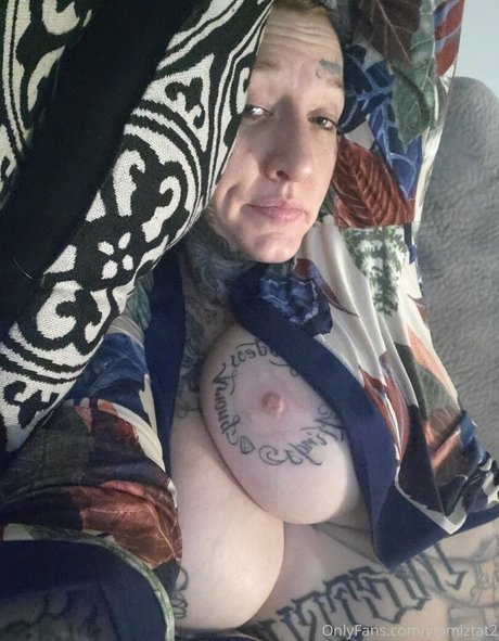 Chrystal Nevius nudes star image