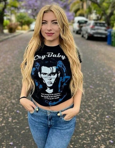 ebony lesbians onlyfans perfect pics