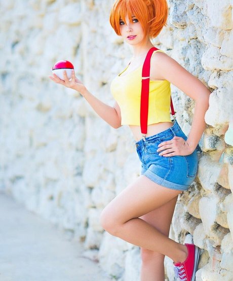 FaidEyren erotic actress pic