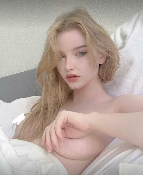 Necr oee model erotic pics