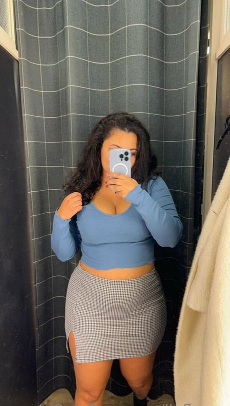 Liefloves model sexy pics