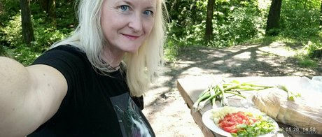 monicutex2 model perfect galleries