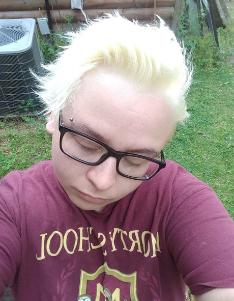 lokilusts4u sex model picture