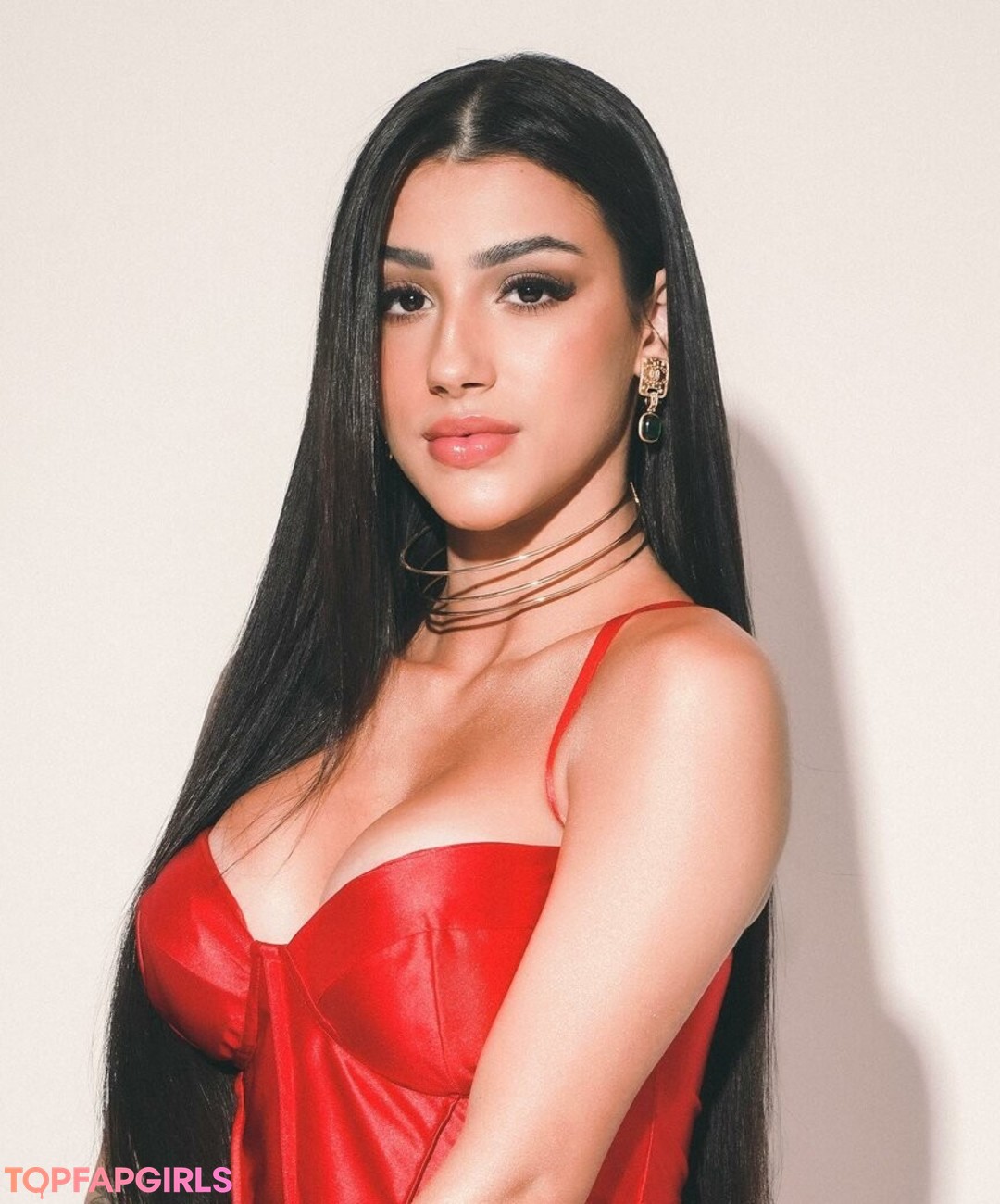 Bia Miranda star exclusive pics