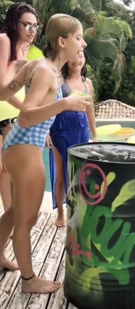 Thaiga pornstar pretty photos