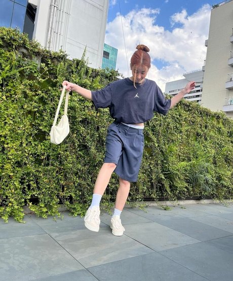 flat chested onlyfans top galleries