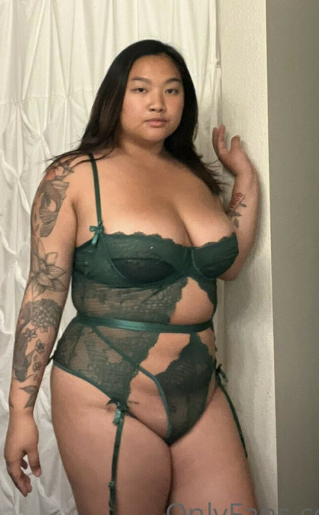 michiii s erotic actress photos