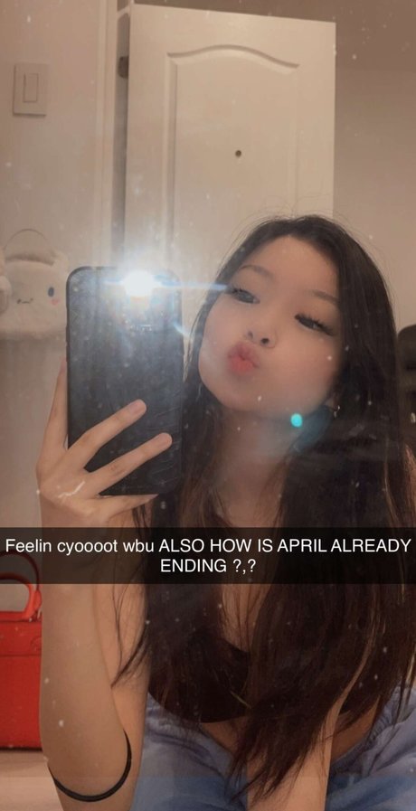 Fruitypoppin naked pornstar pics