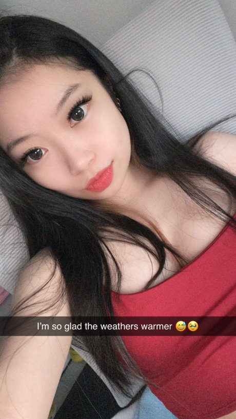 Fruitypoppin model hd photo