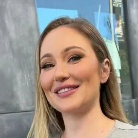 MRluckylife nude model pics