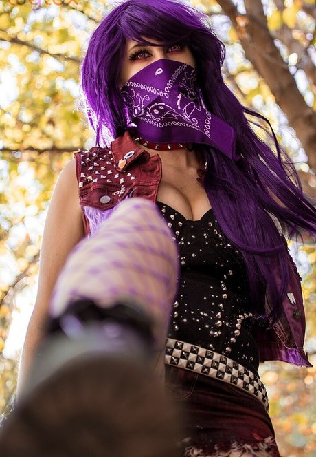 Khainsaw naked actress images