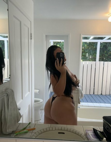 Celestelane1093 nude star picture