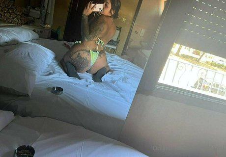 fantasyani high quality model photo