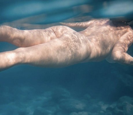 Bigttwaifu free model photos