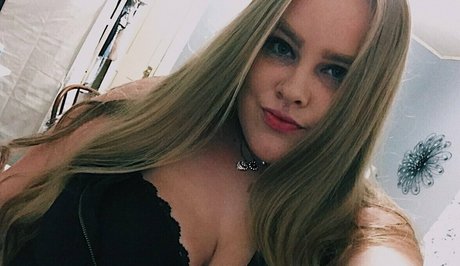 princessolive742 free pornstar image