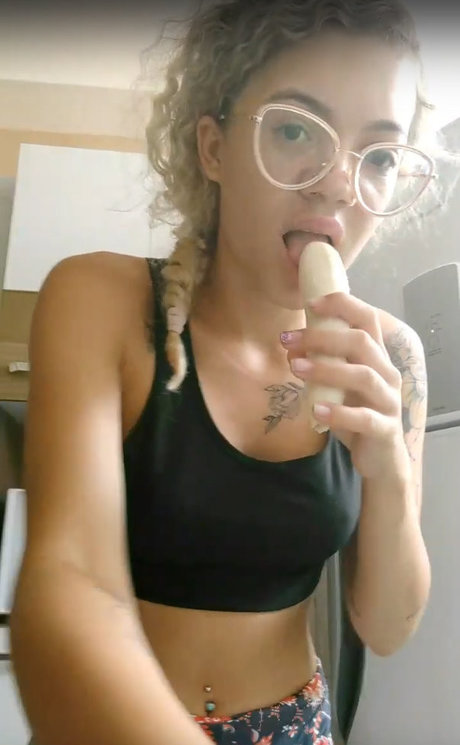 Yasmin Alves model perfect archive