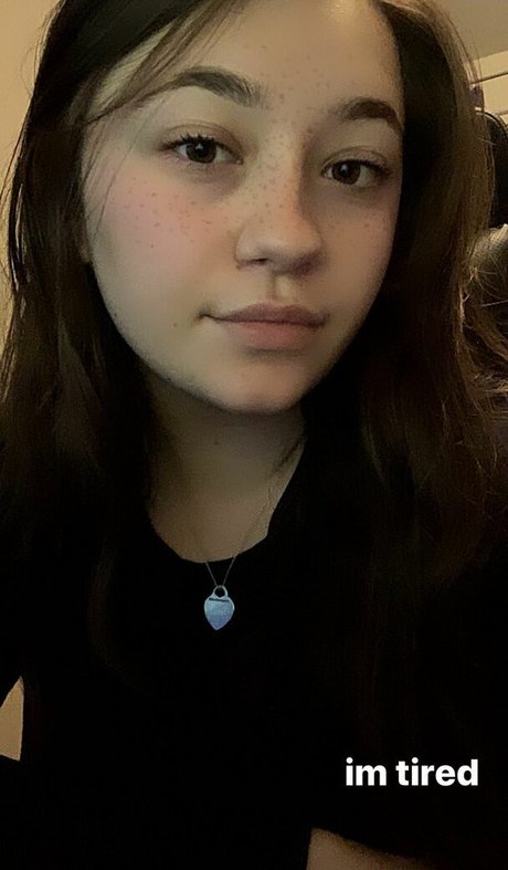 Bananabrea model exclusive picture