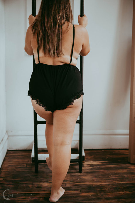 Olivia Bennett free actress gallery