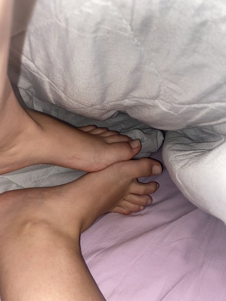 noumi adult model picture