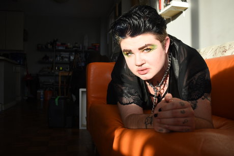 Notyerbinary Free hot model pictures