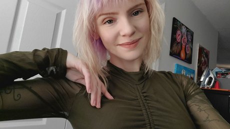 Nora Ivy beautiful pornstar galleries