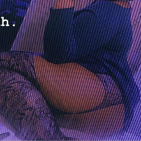 Nola Velvet Sweet erotic model images