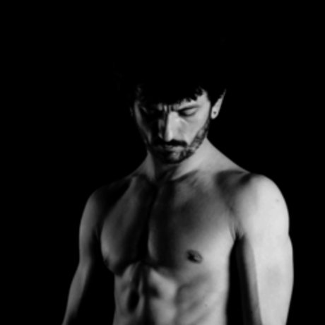 Noah Fux Given nude star pictures