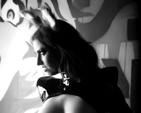 Y l model erotic photo