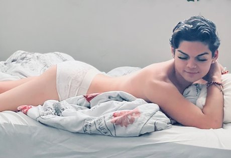 Nikki Runtz xxx actress archive