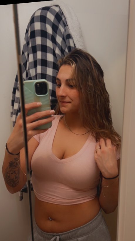 Nik T model sexy photo