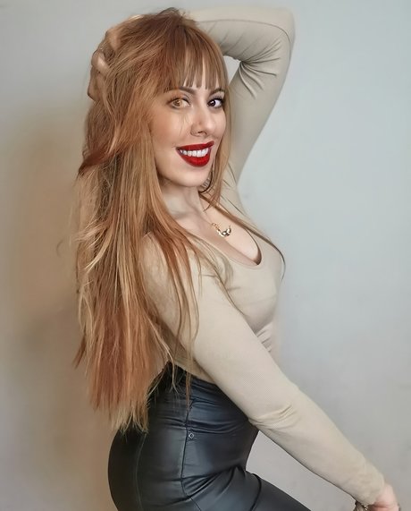 Patty Lily erotic pornstar gallery