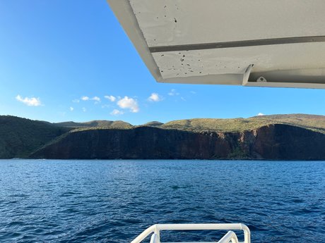 Paradise with Vel erotic model pic