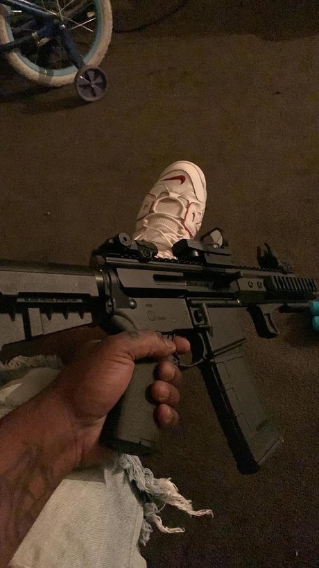 TherealdealDK_ naked model gallery