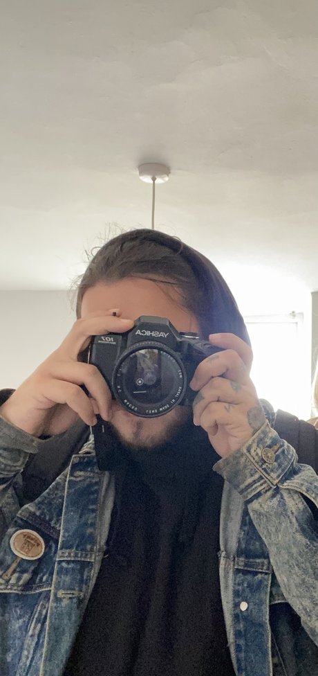 Oscar Wilde model hot pics