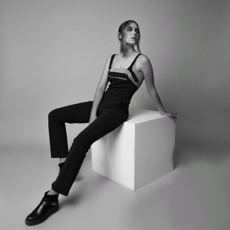 Orisia sex model img