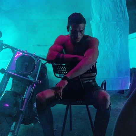 maxborn official star naked image