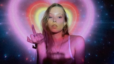 _Goddess Bella_ pornstar nude photo