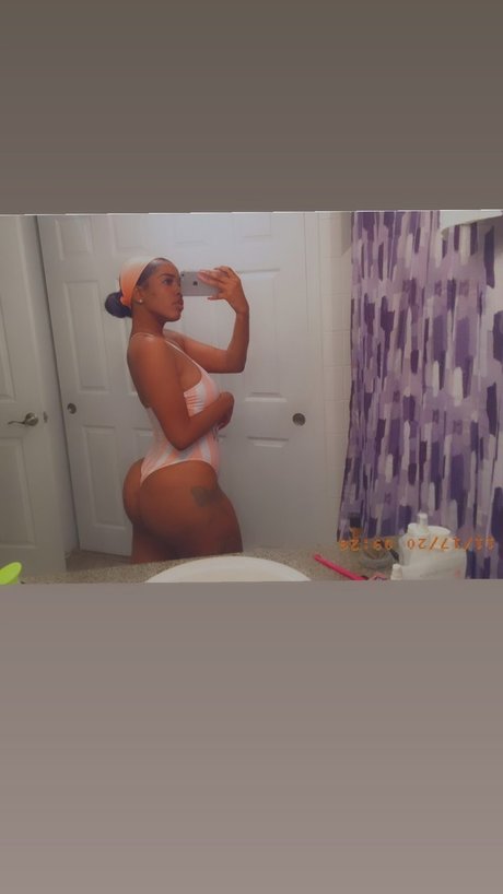 Prettyassjada pornstar top img