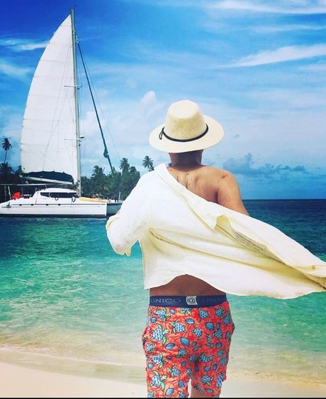 Julio Possos porn model pics