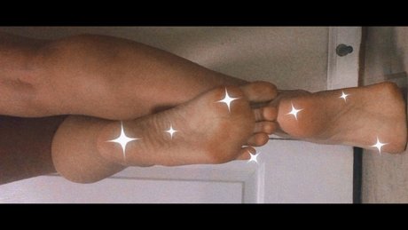 Polly Dawn beautiful model pictures