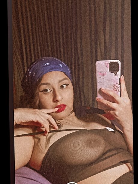 Plegarias2 model nude pictures