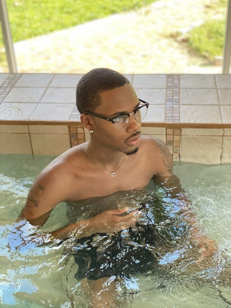 TheNastyOne naked model pictures