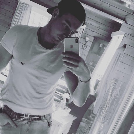 Playahitty model erotic images