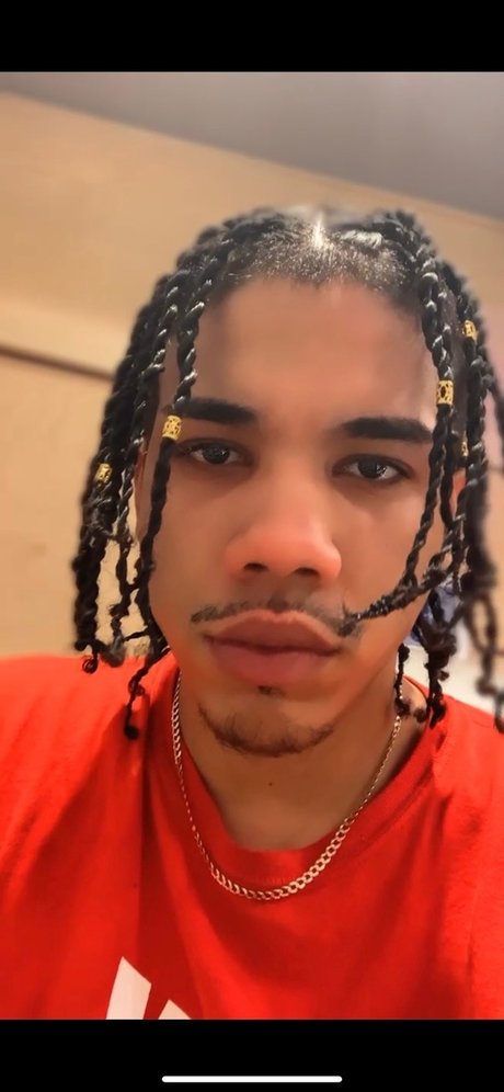 D will adult model image